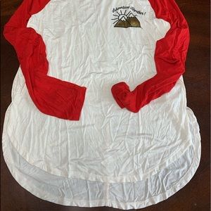 Old Navy LS graphic tee.  Size XL 14